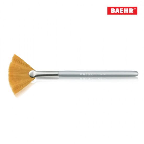 Baehr fan brush for applying facial masks