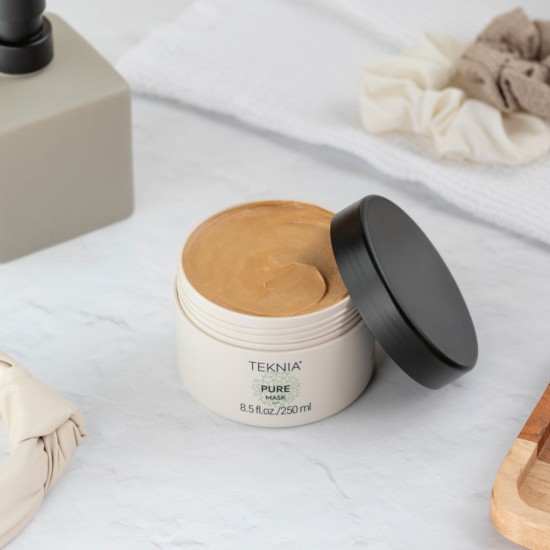 Lakme Teknia Pure clay mask for oily scalp 250ml